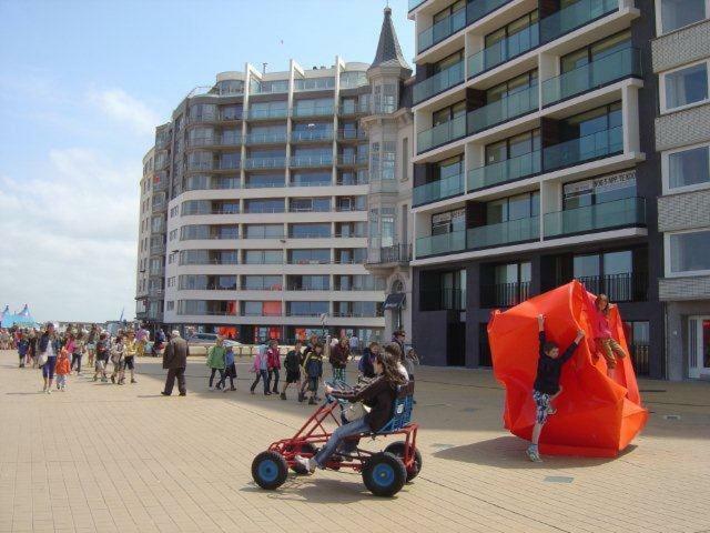 Panoramic View On Beach, Ships, Sea - Place To Be Oostende Exteriör bild